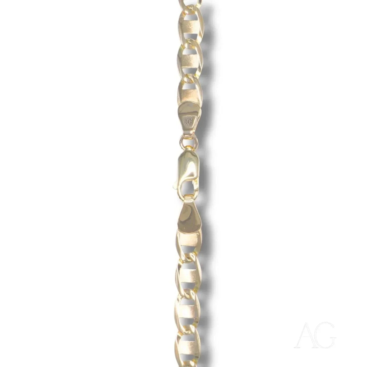 Shiny Piastrine gold chain with mariner links and lobster clasp, versatile elegance