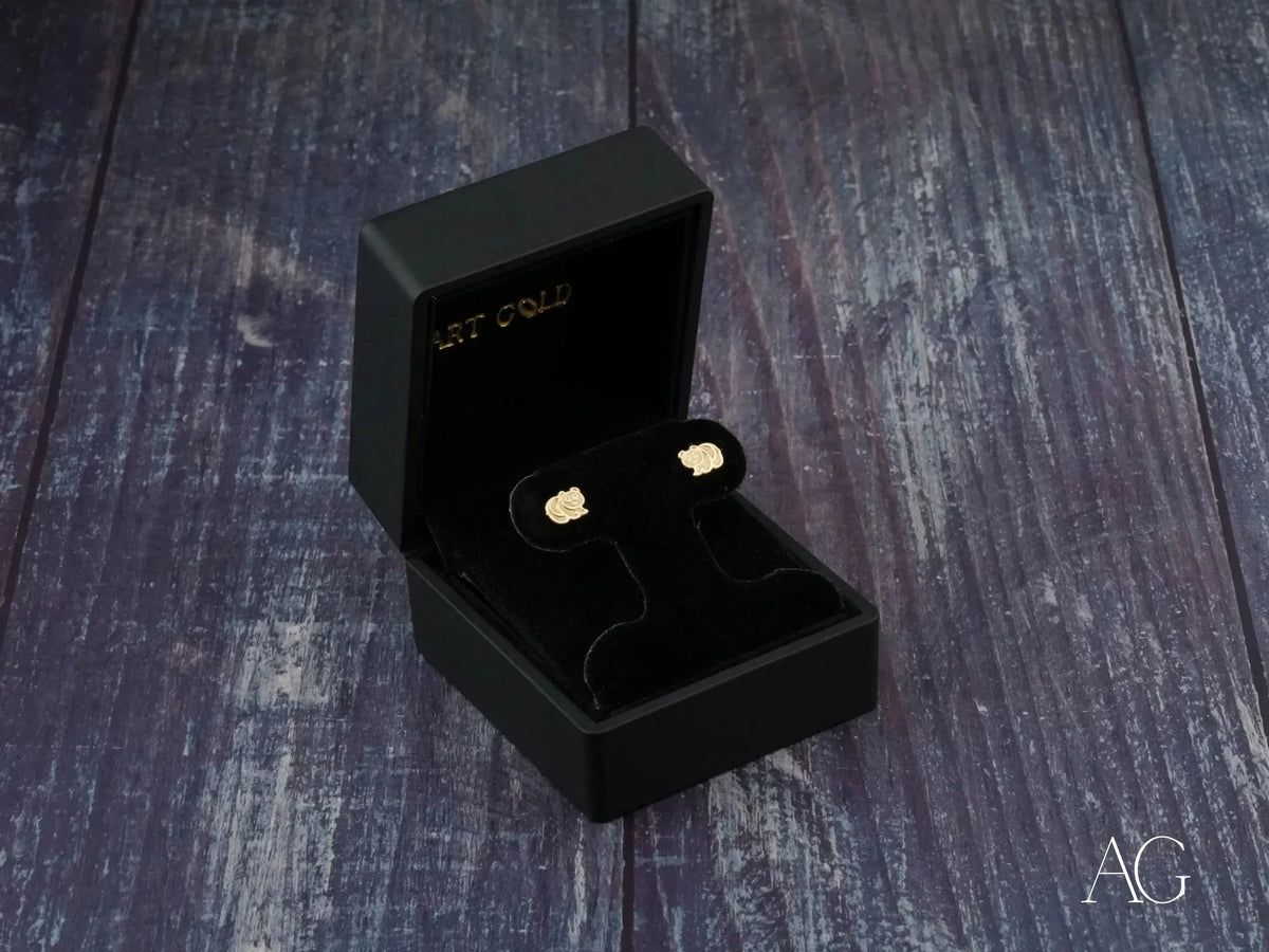 Certified 18k solid gold Playful Piglet stud earrings in black box