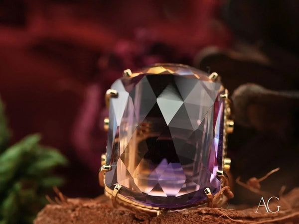 Purple Royale 18K solid gold ring with cushion-cut ametrine gemstone