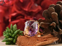 Purple Royale 18K solid gold amethyst ring with faceted gemstone