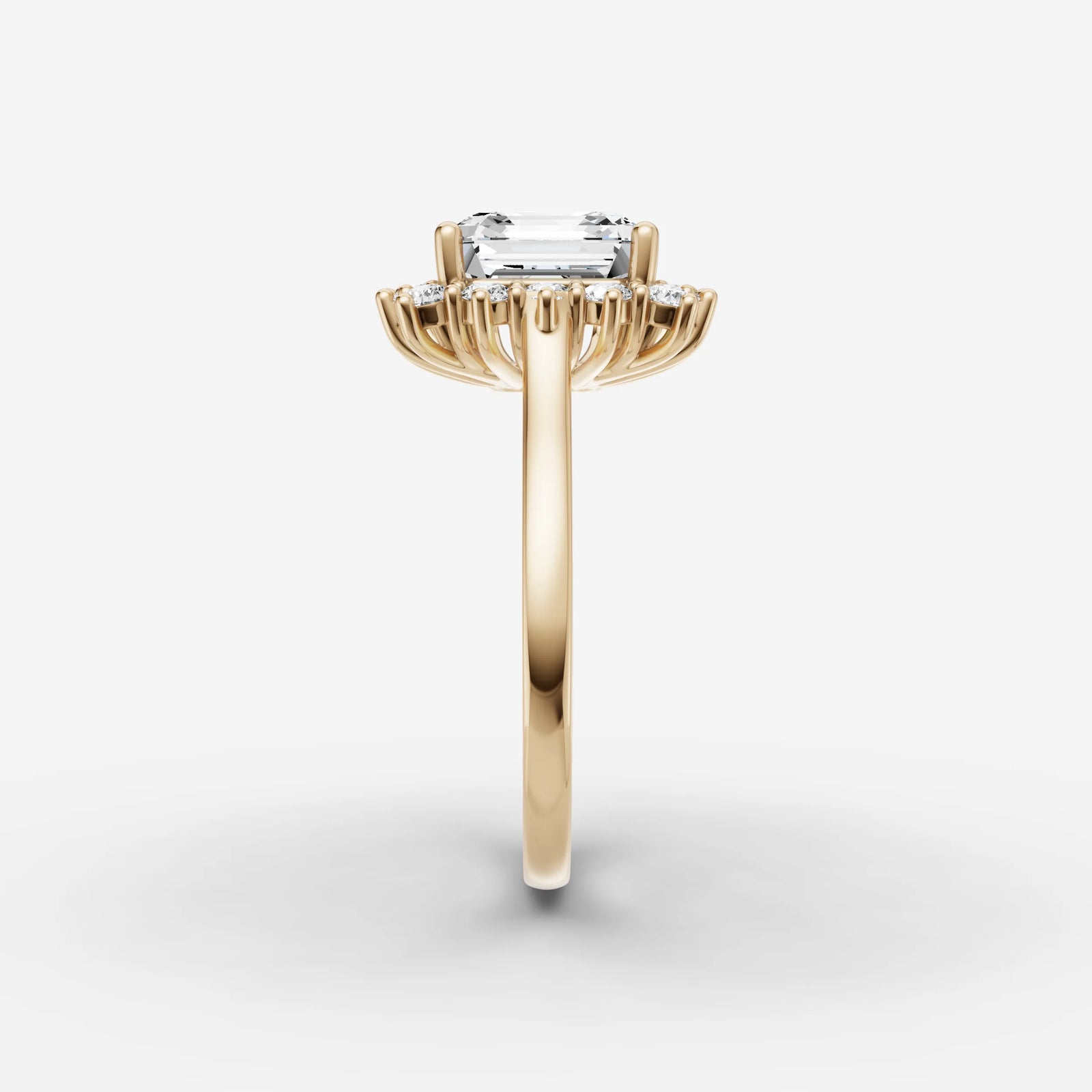 Aurore asscher diamond setting in gold, angled view