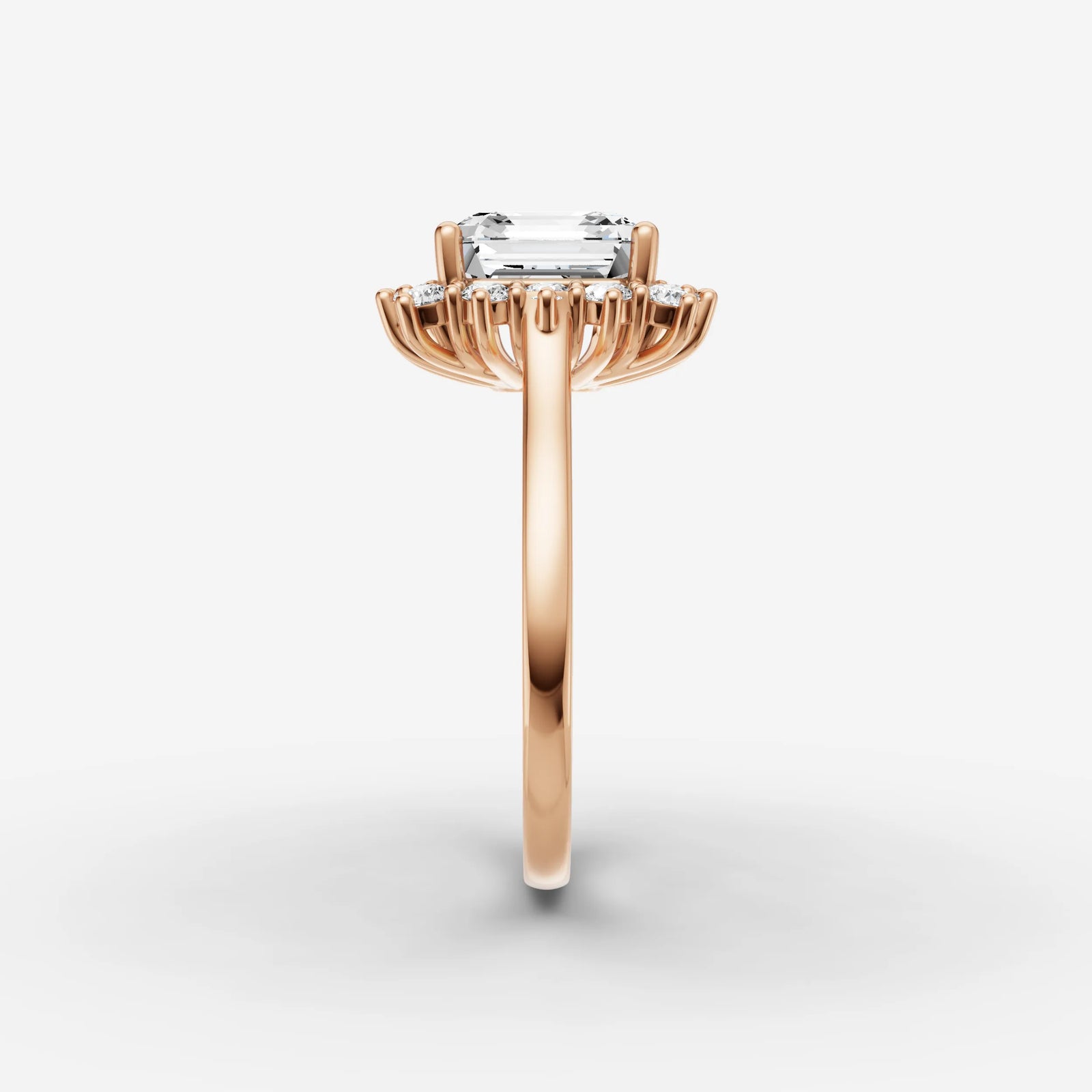 Aurore asscher diamond setting in gold, view 11