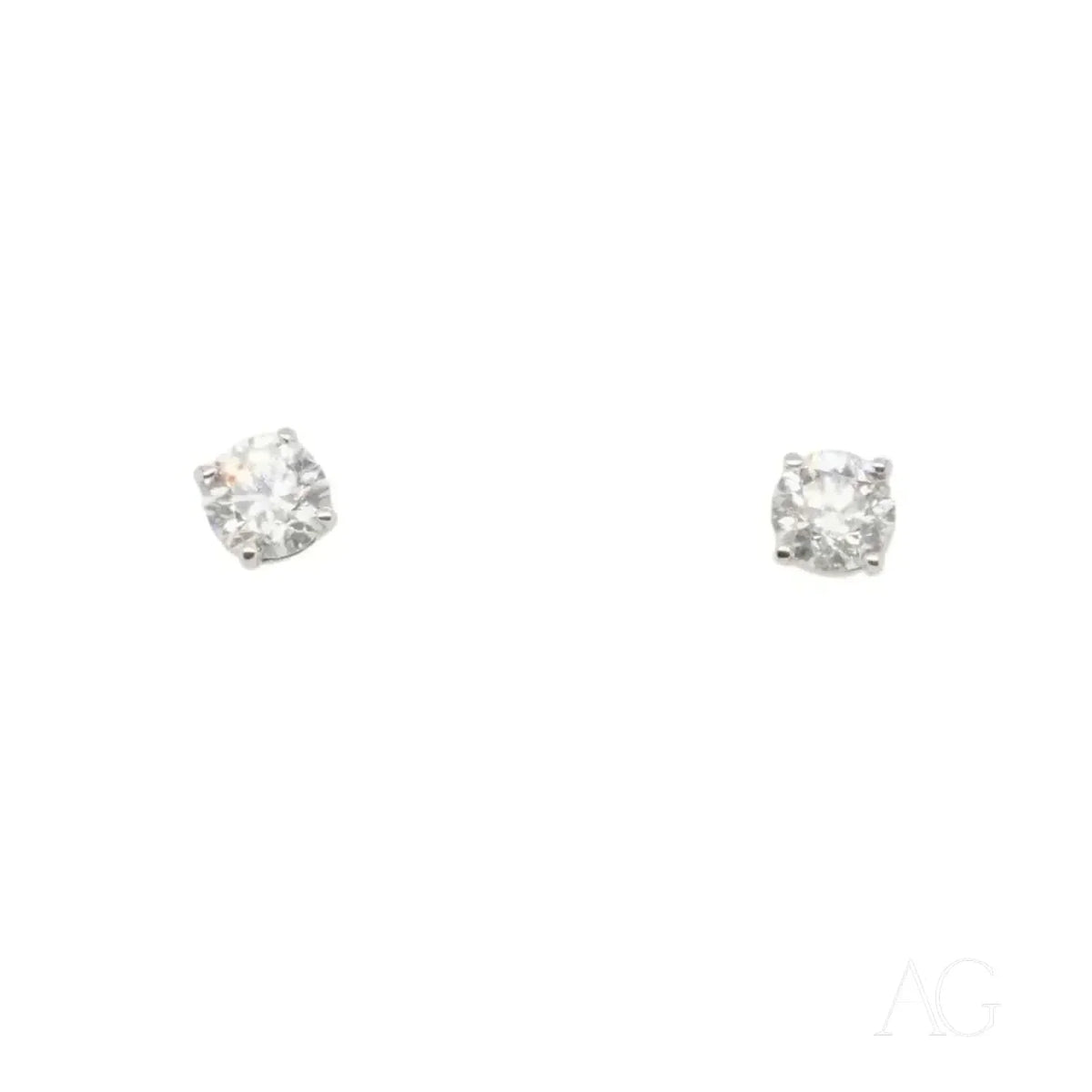 Radiant 18k white gold diamond earrings with round brilliant-cut studs