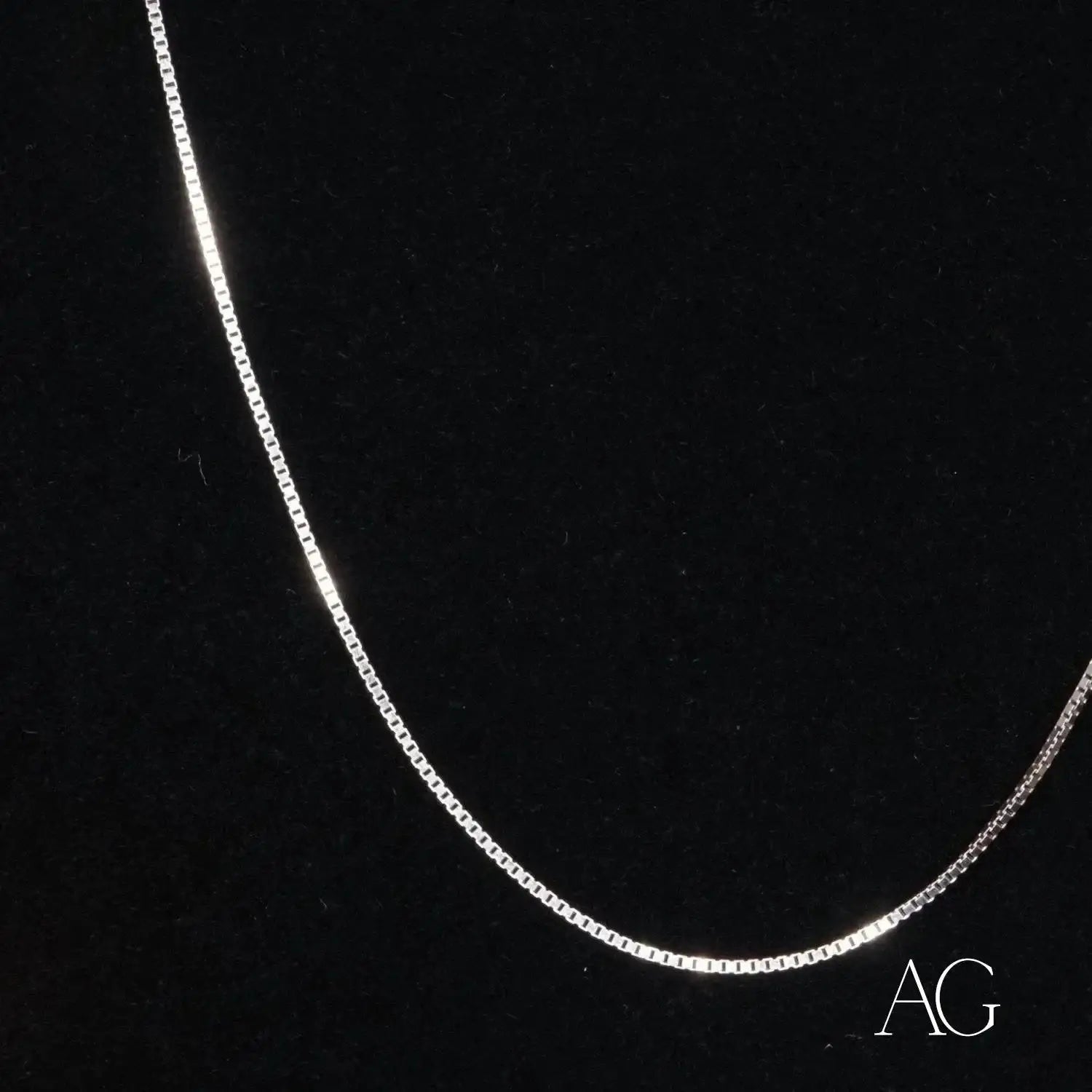 Delicate 14k gold box chain