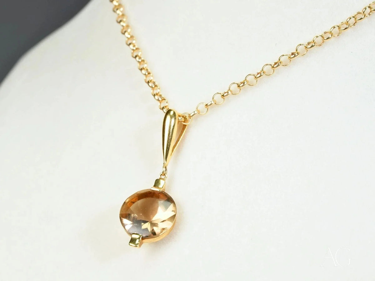 Smoked Crystal Luxe Pendant in 18k solid gold with amber gem