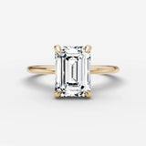 Mystere emerald diamond setting in gold, front view