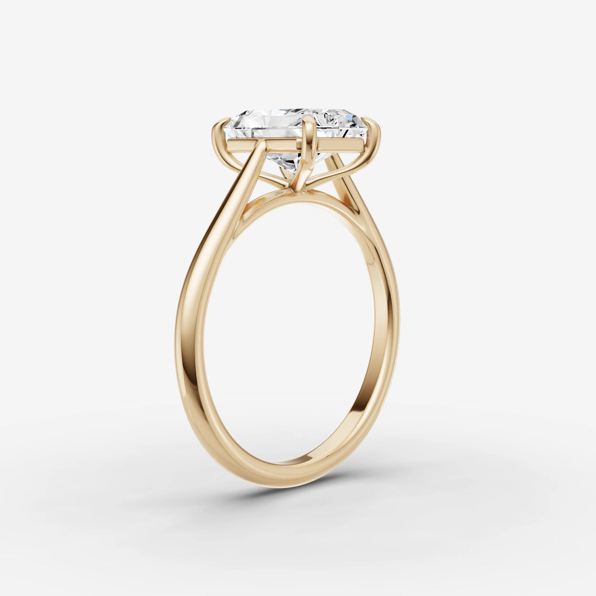 Cathedrale radiant diamond setting in gold, detail view