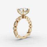 Heritage asscher diamond setting in gold, detail view