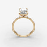Etoile emerald diamond setting in gold, side view