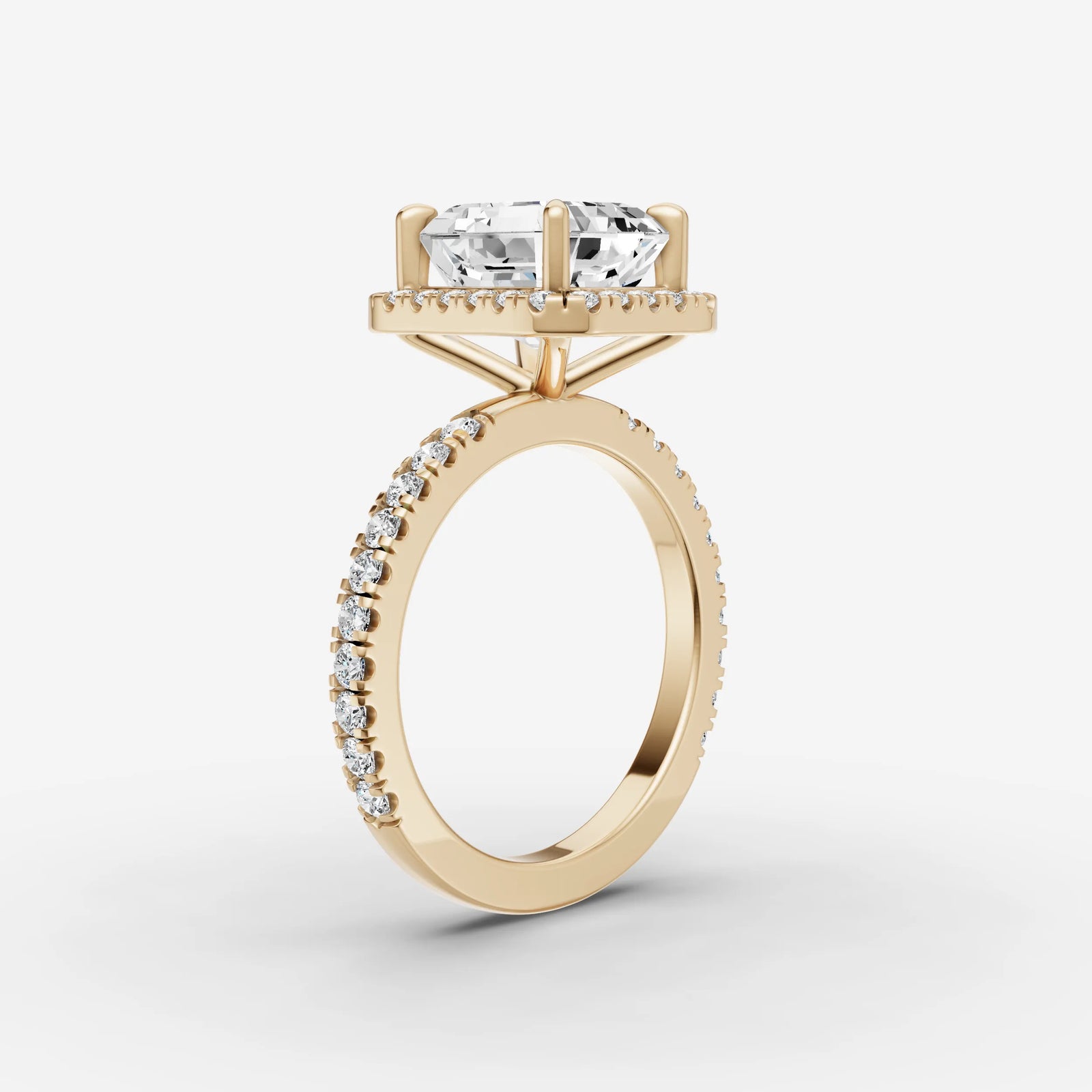 Aurore Etoile emerald diamond setting in gold, detail view