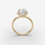 Aurore oval diamond setting in gold, side view