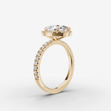 Aurore Etoile pear diamond setting in gold, detail view