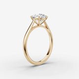 Cathedrale round diamond setting in gold, detail view