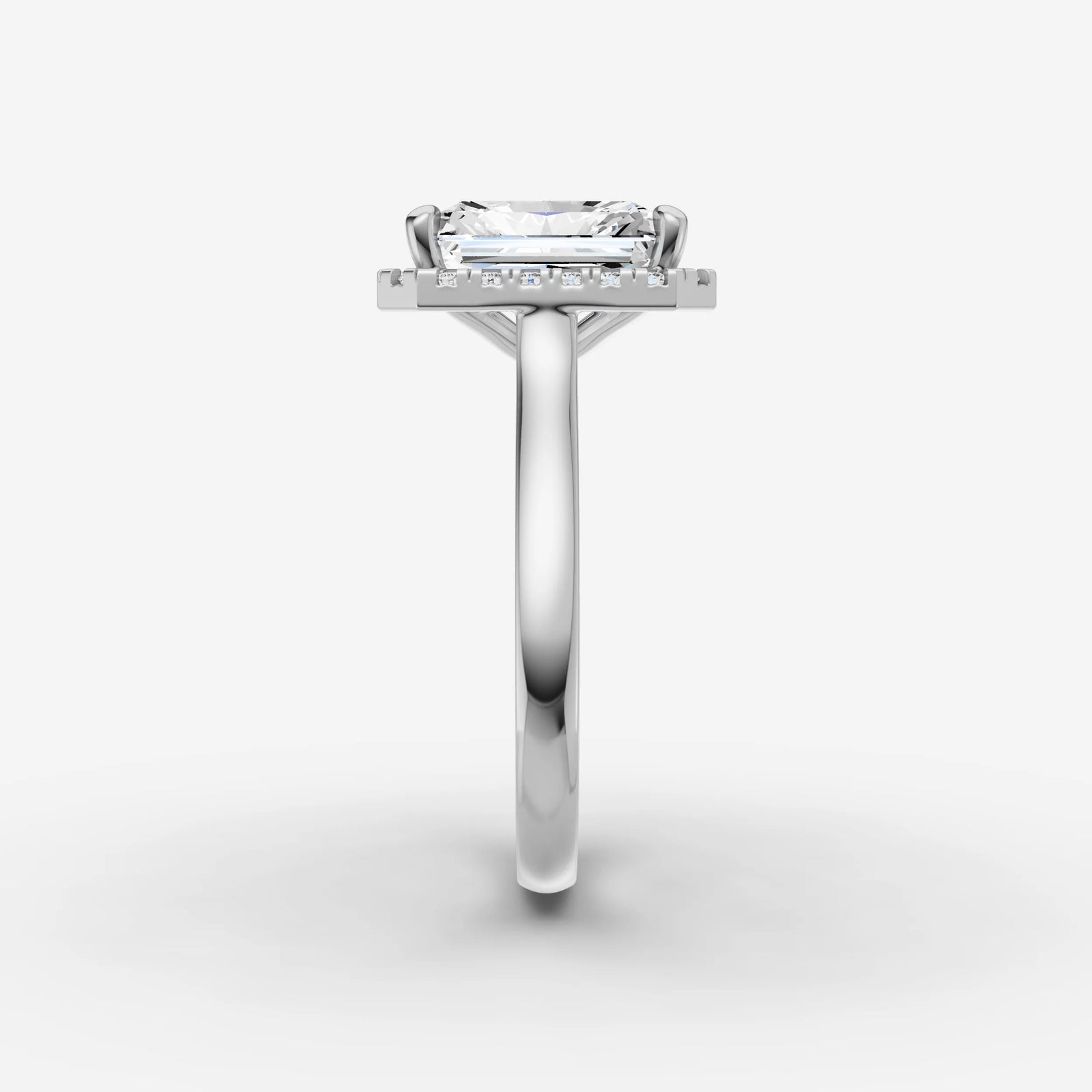 Aurore emerald diamond setting in gold, view 17