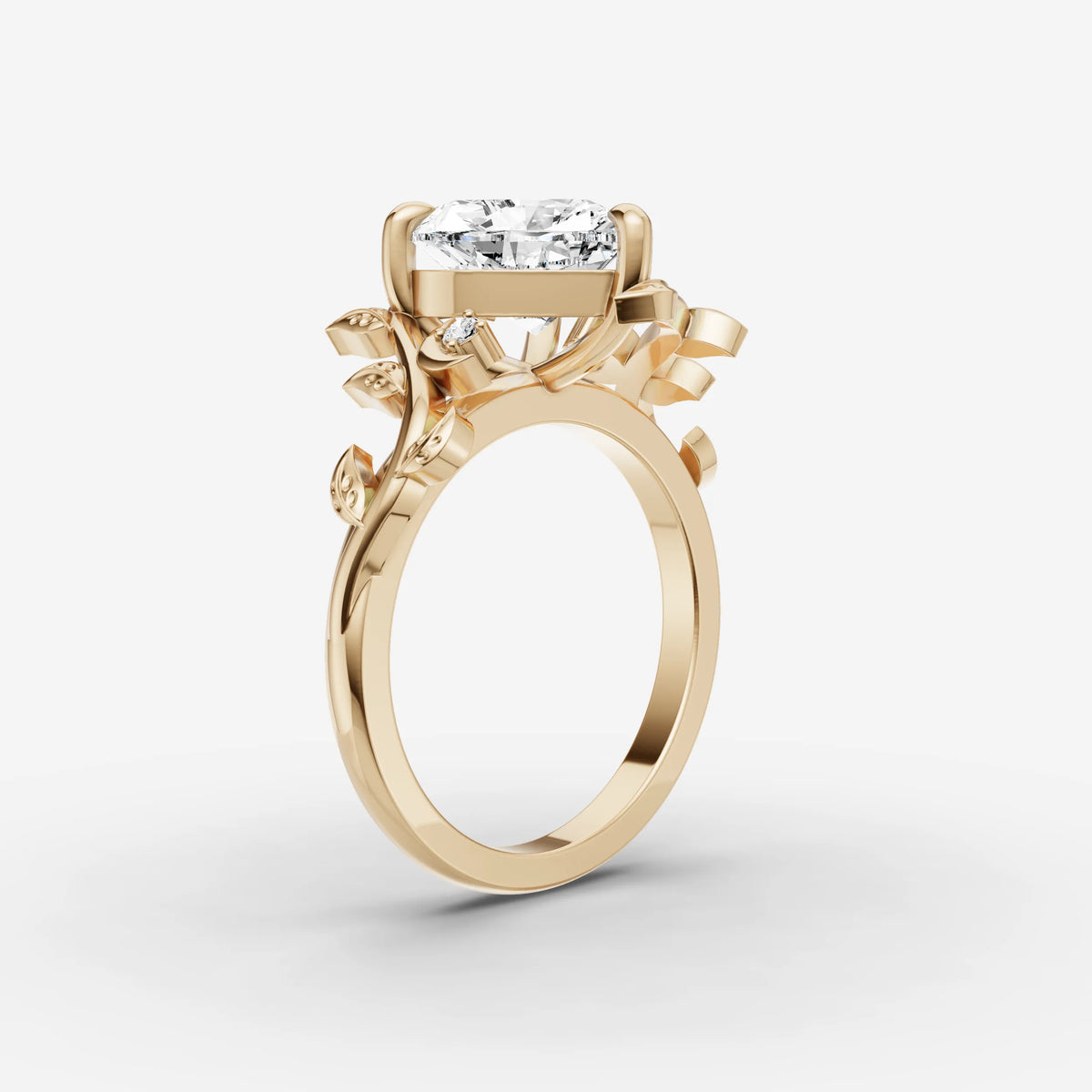 Fleur heart diamond setting in gold, detail view