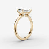 Horizon radiant diamond setting in gold, detail view
