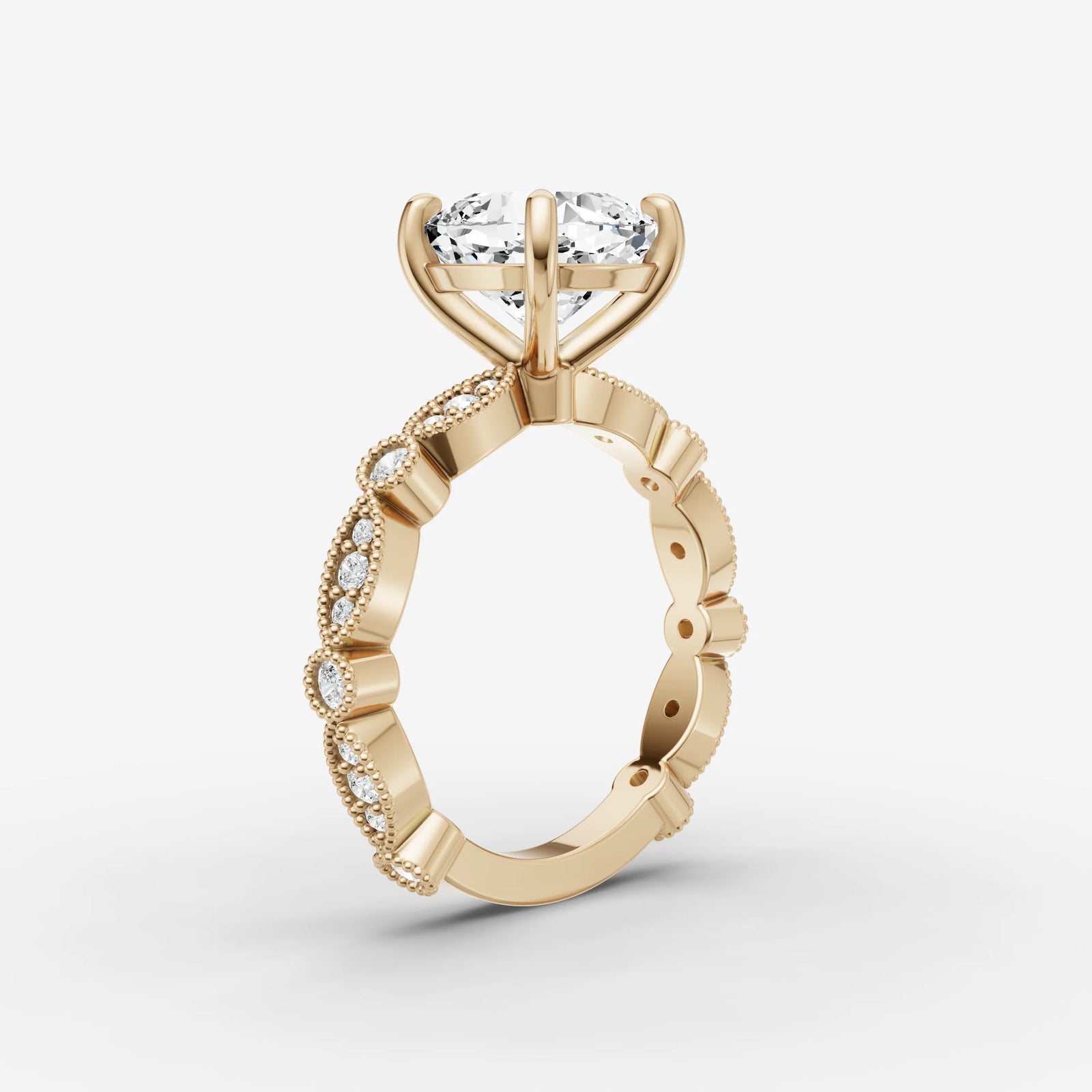 Heritage cushion diamond setting in gold, detail view