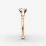 Horizon radiant diamond setting in gold, angled view