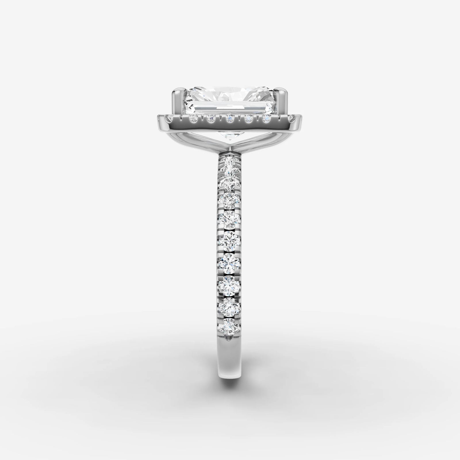 Aurore Etoile radiant diamond setting in gold, view 17