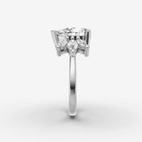Fleur pear diamond setting in gold, view 17