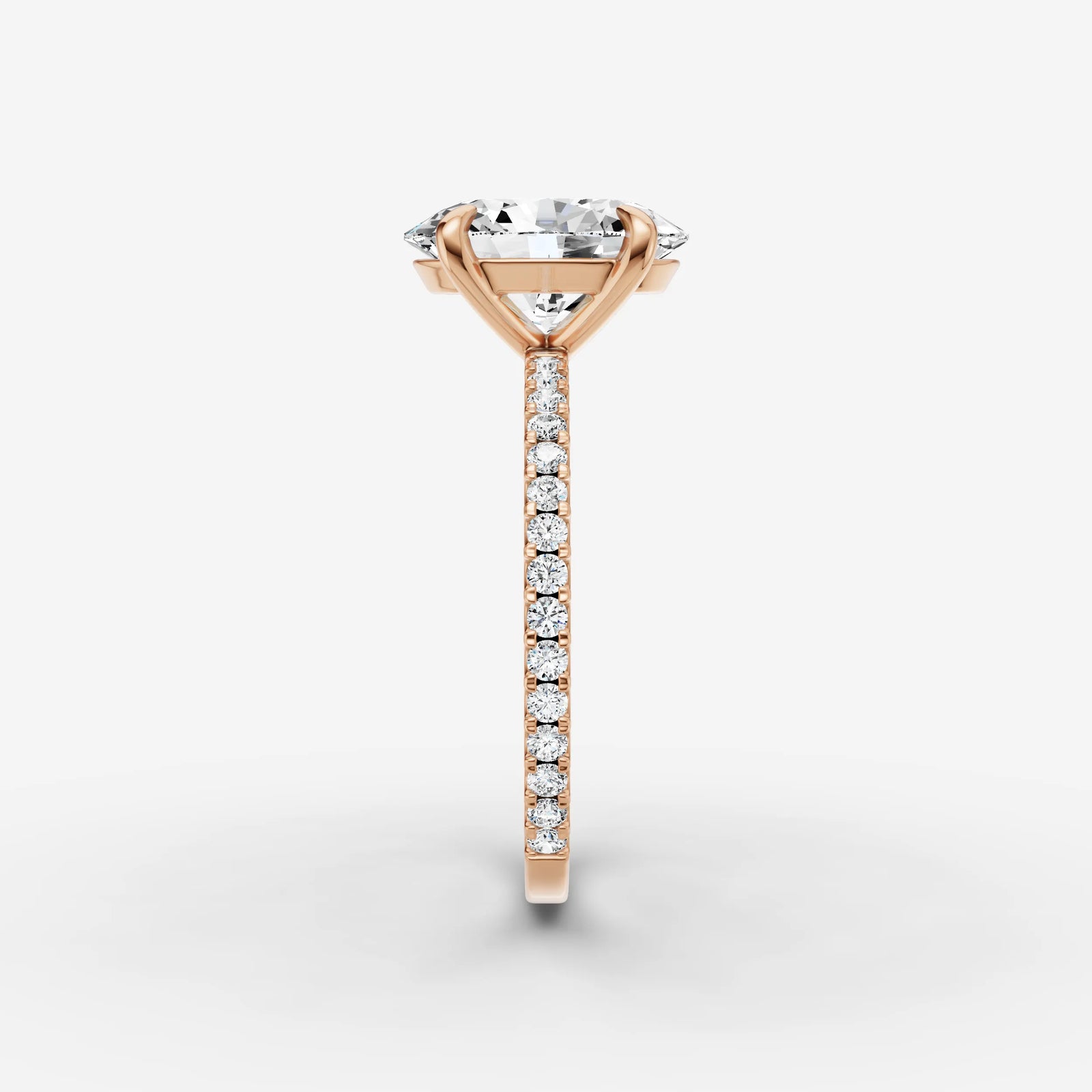 Etoile oval diamond setting in gold, view 11
