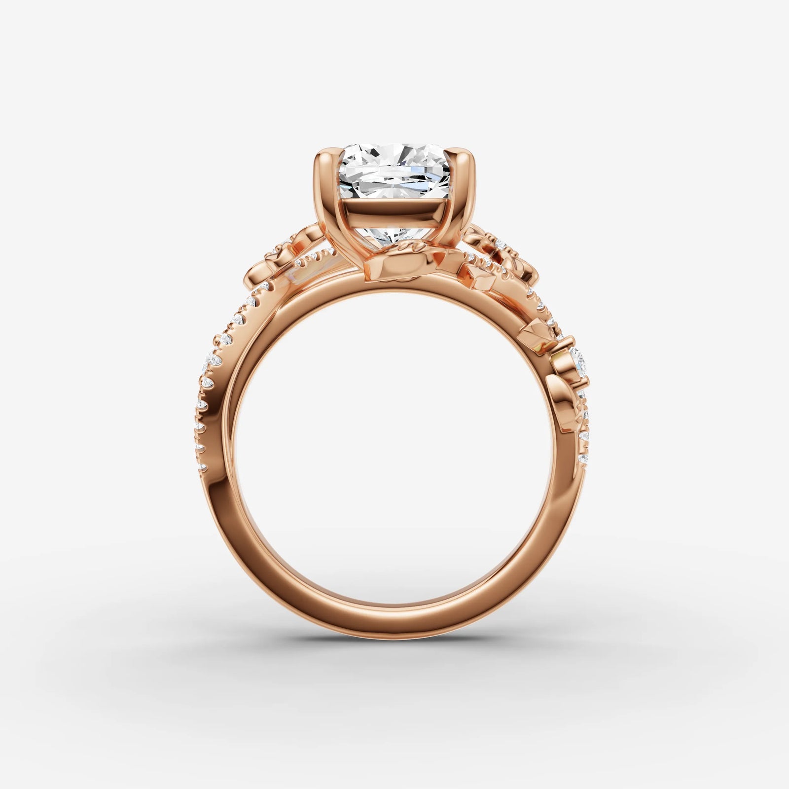 Fleur cushion diamond setting in gold, view 8