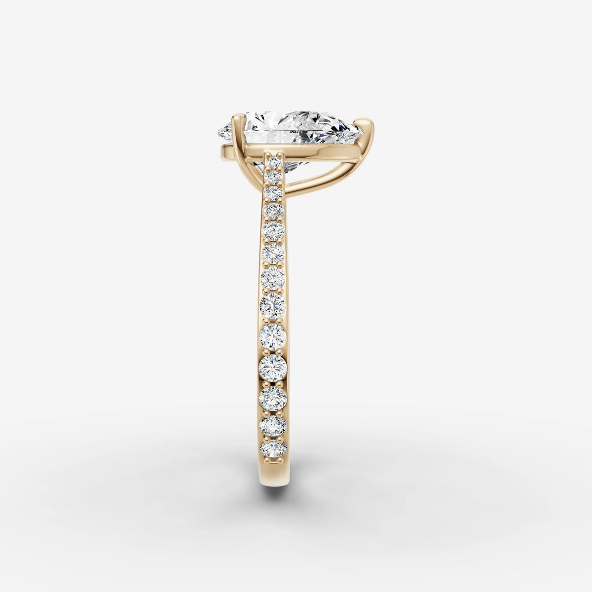 Cathedrale pear diamond setting in gold, angled view