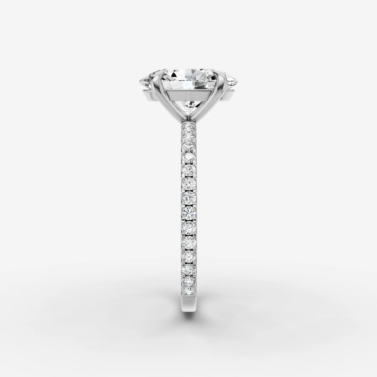 Etoile oval diamond setting in gold, view 17