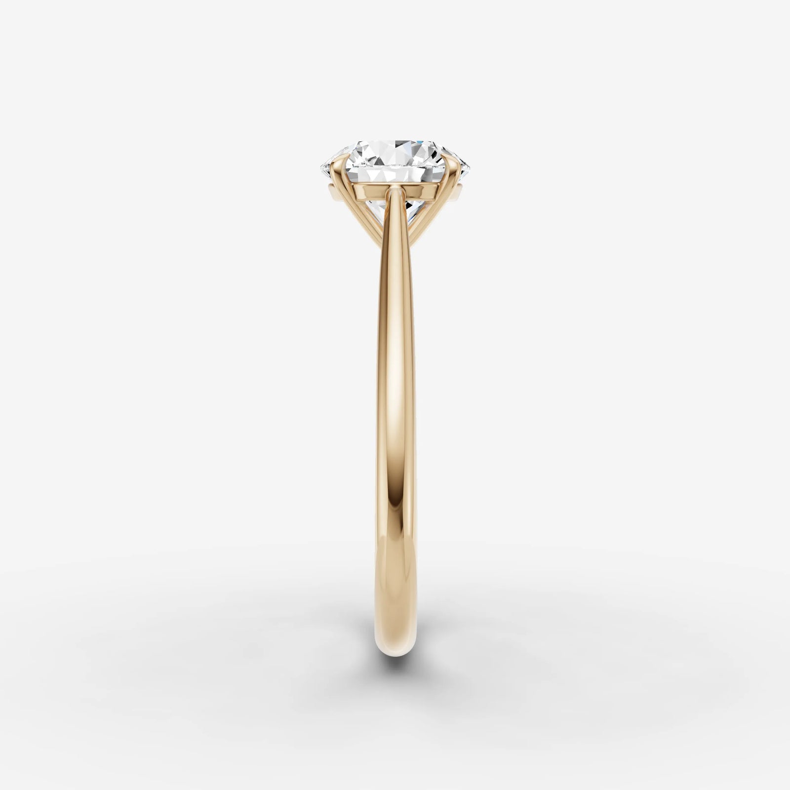 Cathedrale round diamond setting in gold, angled view