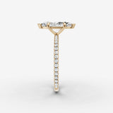 Etoile marquise diamond setting in gold, angled view