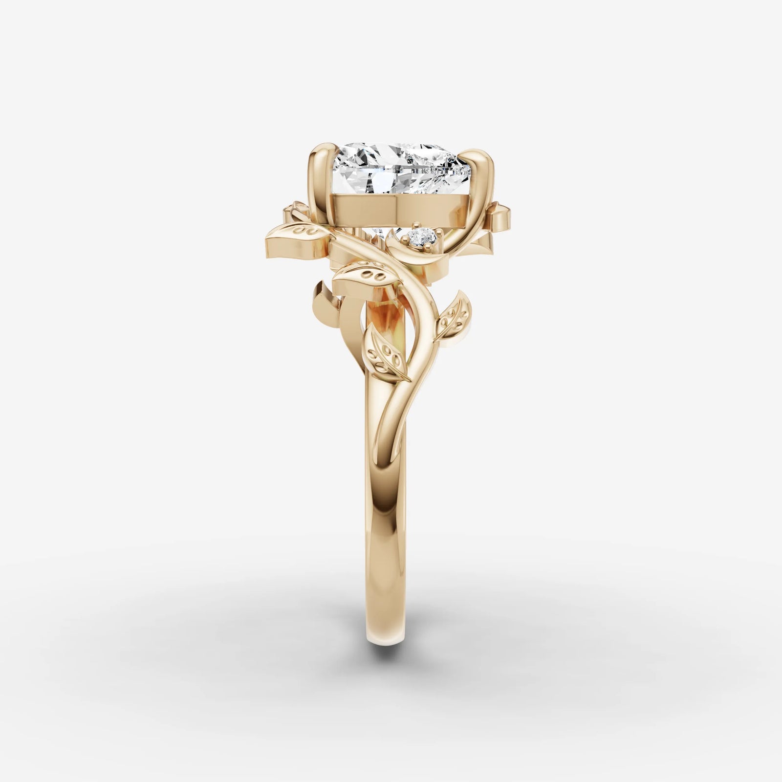Fleur heart diamond setting in gold, angled view