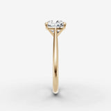 Cathedrale cushion diamond setting in gold, angled view