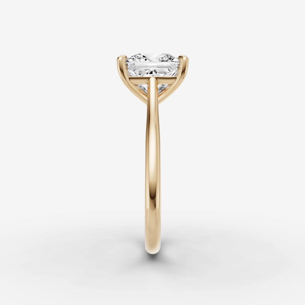 Cathedrale princess diamond setting in gold, angled view