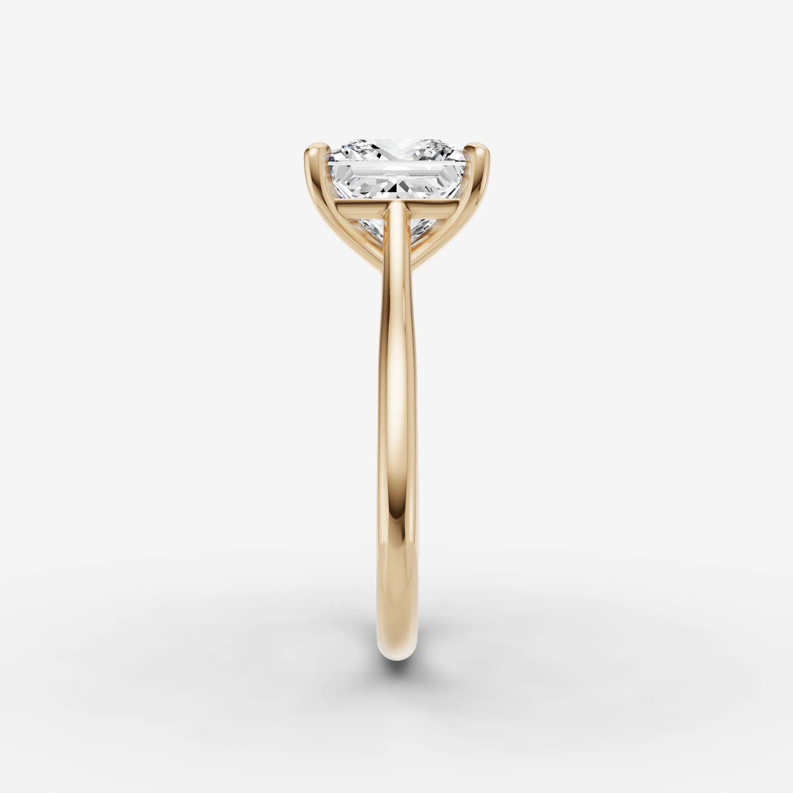 Cathedrale princess diamond setting in gold, angled view