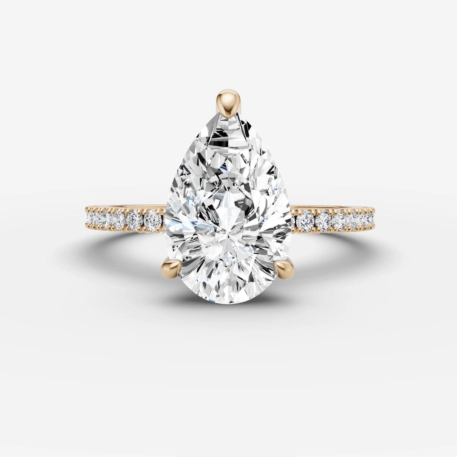 Etoile pear diamond setting in gold, front view