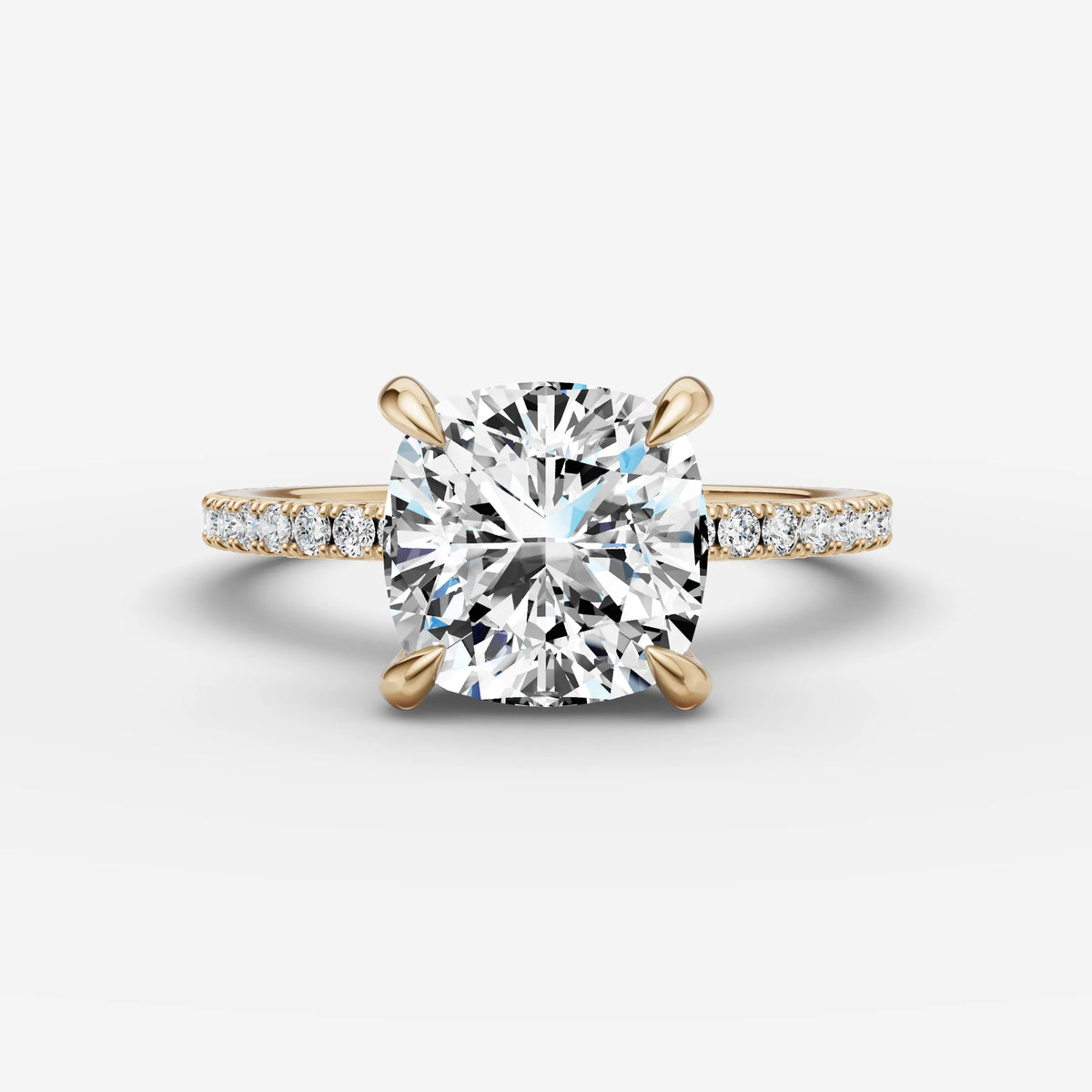 Etoile cushion diamond setting in gold, front view