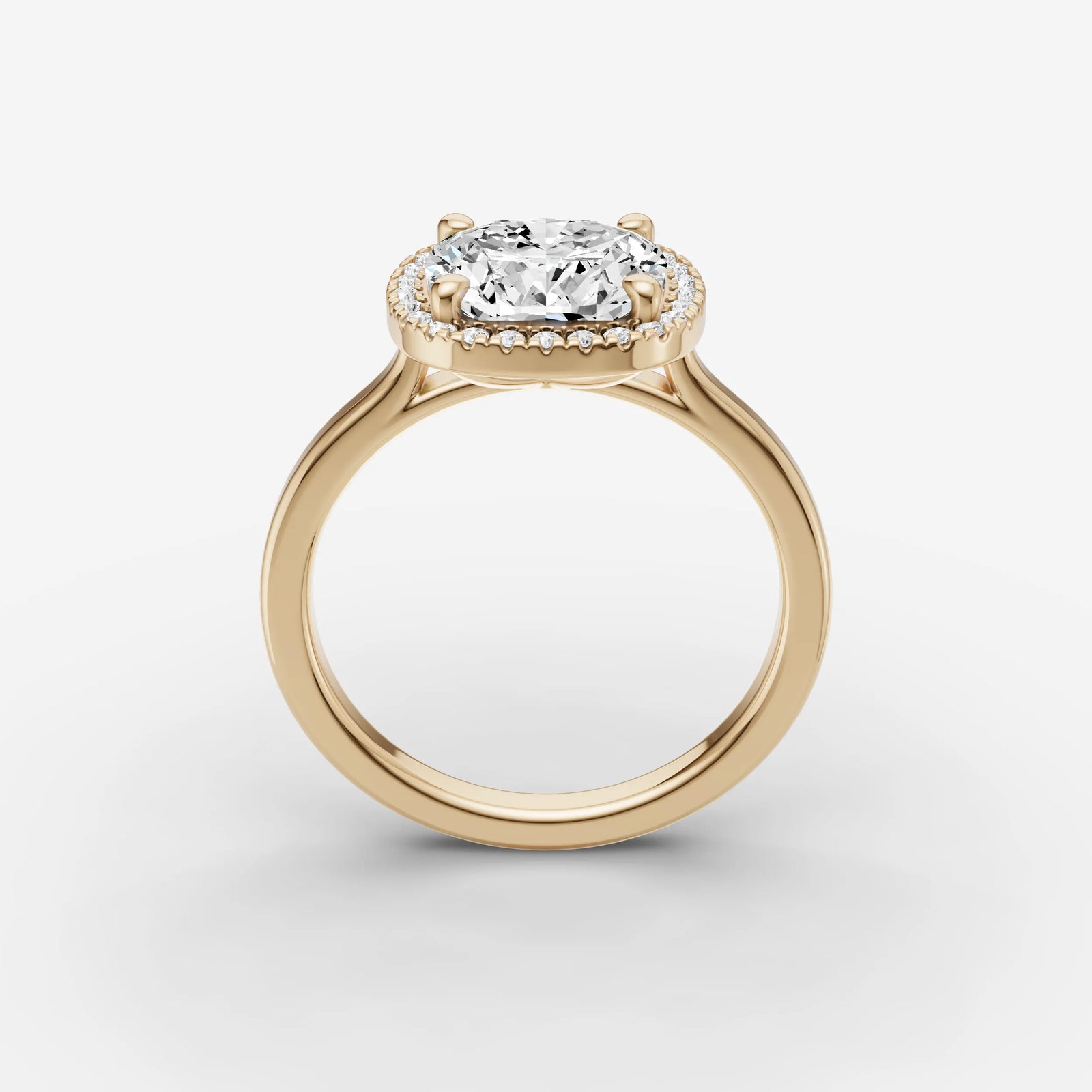 Aurore cushion diamond setting in gold, side view