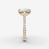 Cathedrale radiant diamond setting in gold, angled view