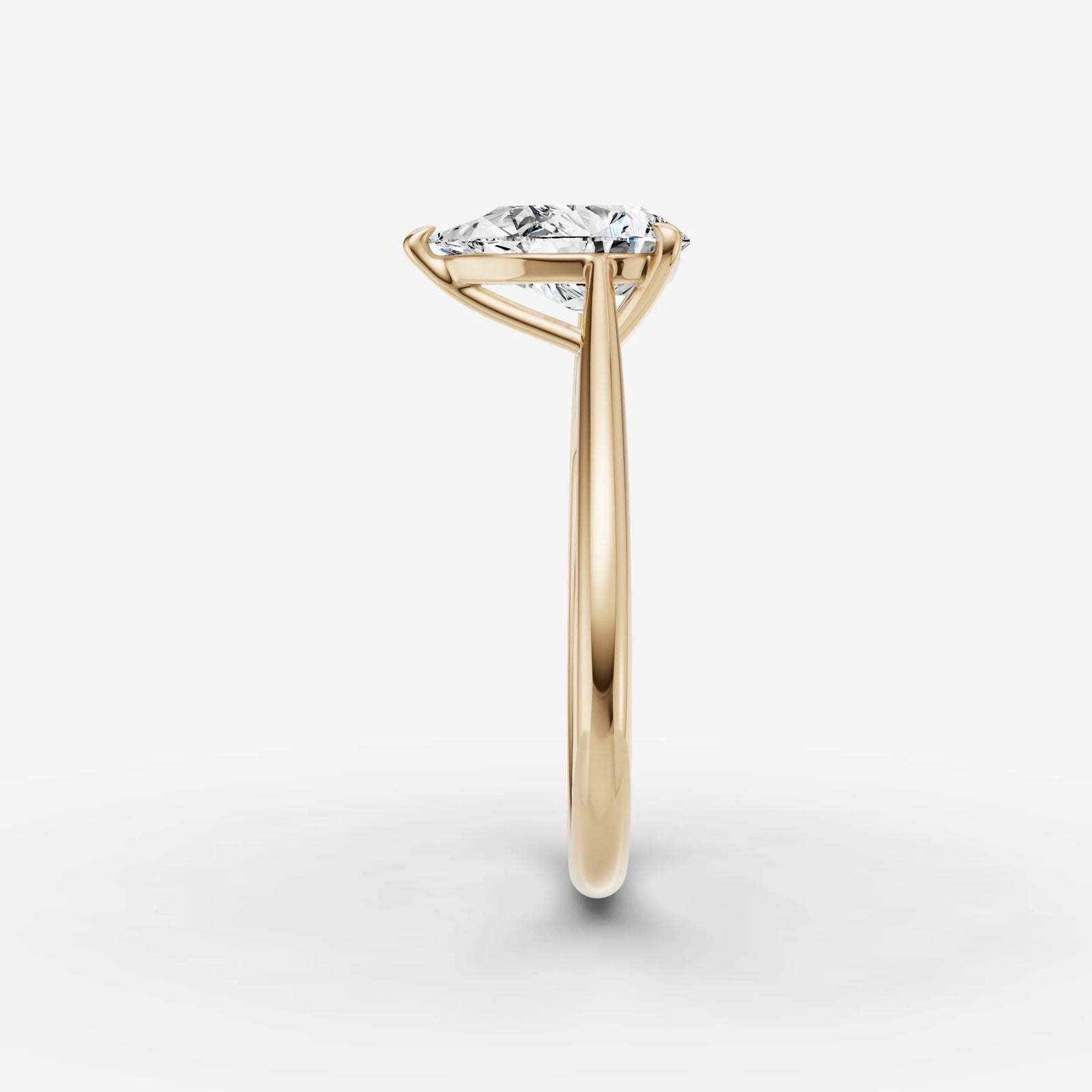 Cathedrale pear diamond setting in gold, angled view