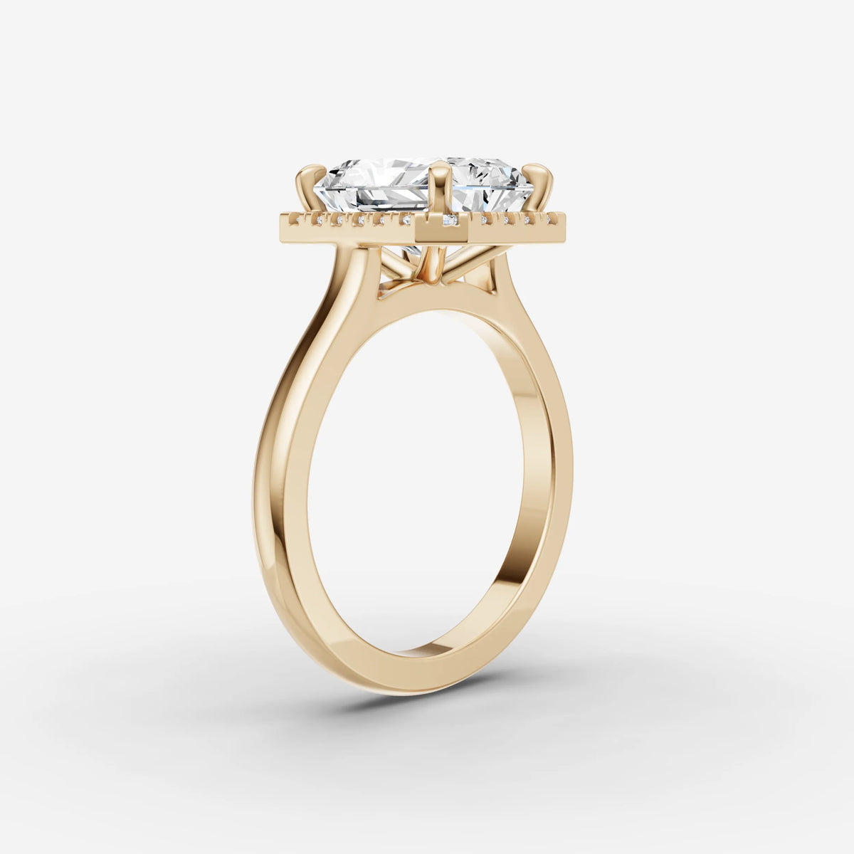 Aurore radiant diamond setting in gold, detail view