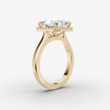 Aurore radiant diamond setting in gold, detail view