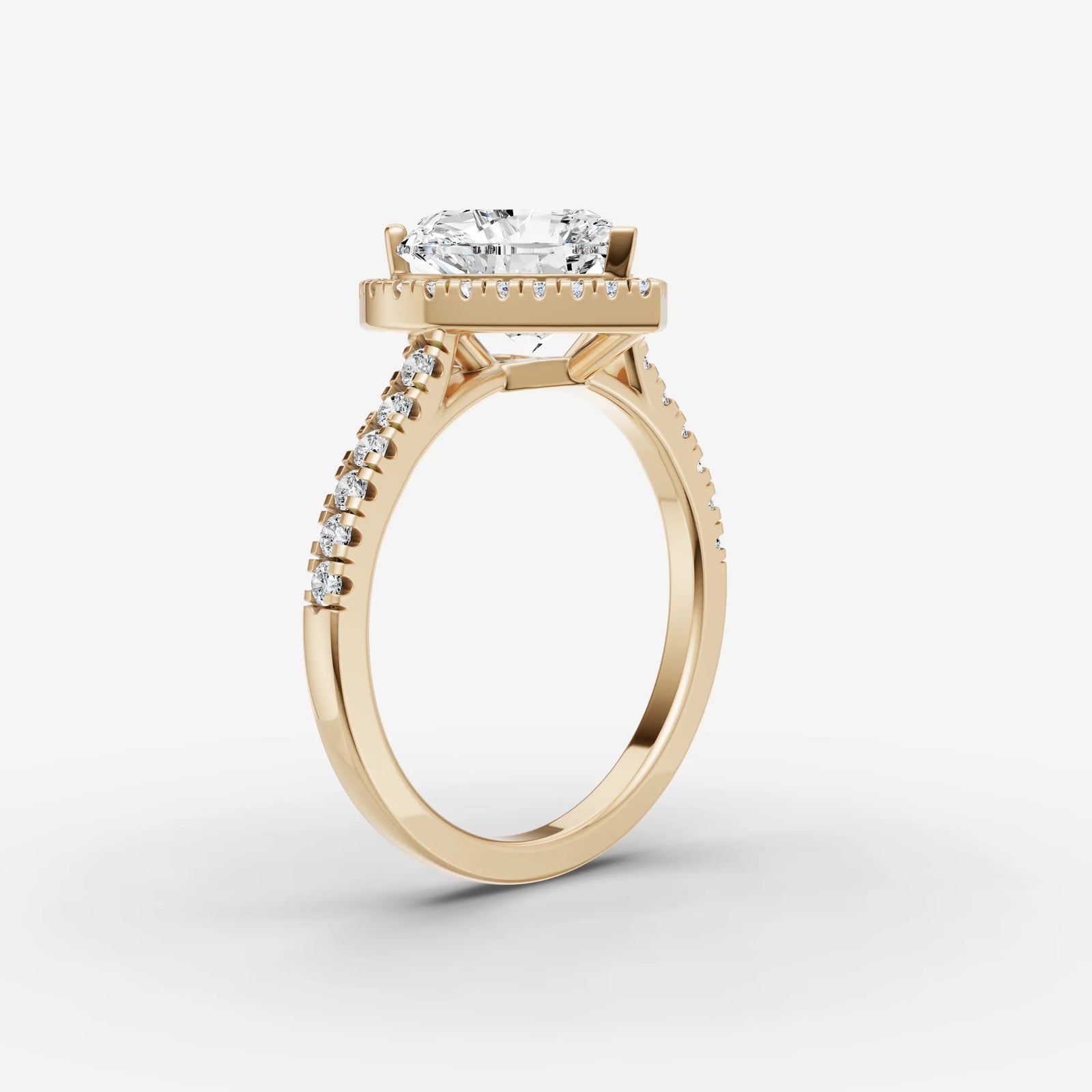 Cathedrale heart diamond setting in gold, detail view