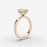 Horizon pear diamond setting in gold, detail view