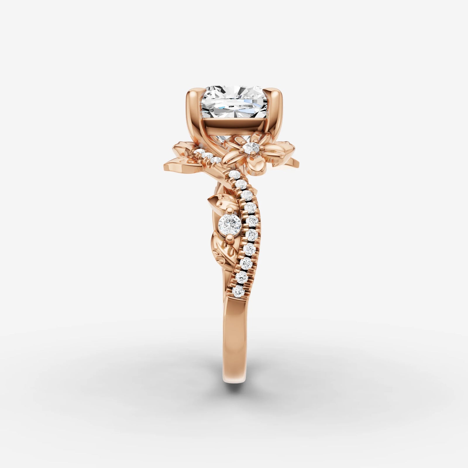 Fleur cushion diamond setting in gold, view 11