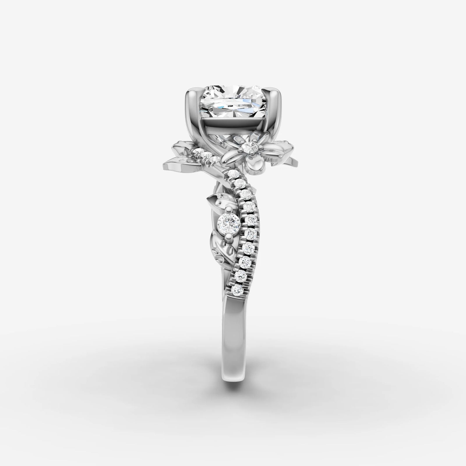 Fleur cushion diamond setting in gold, view 17