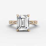 Heritage emerald diamond setting in gold, front view