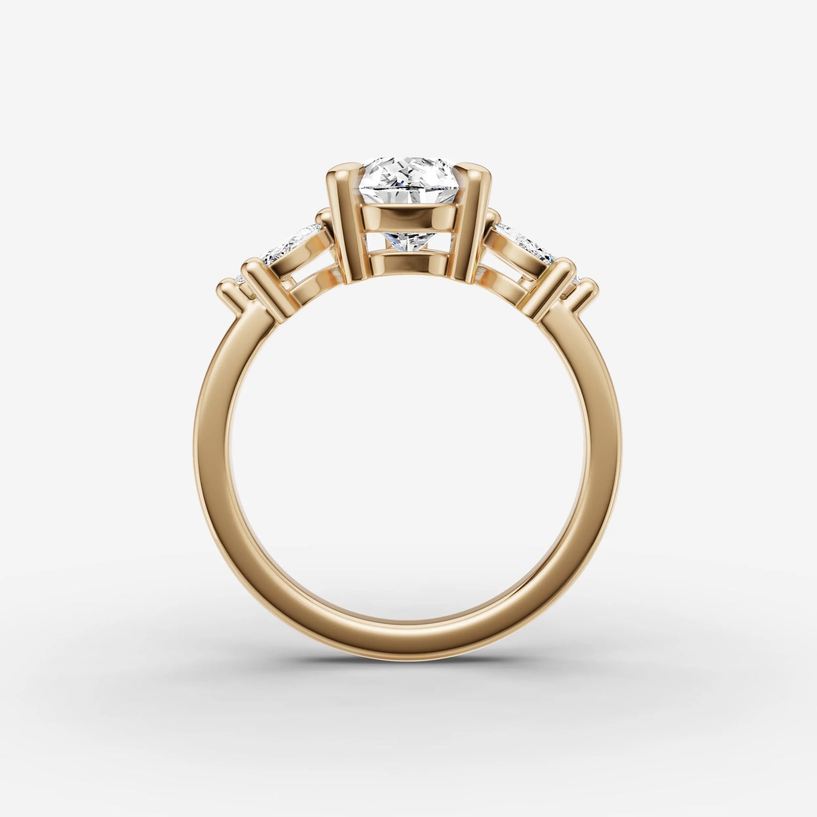 Fleur pear diamond setting in gold, profile angle