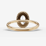 Aurore oval diamond setting in gold, top view