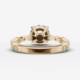 Heritage round diamond setting in gold, top view
