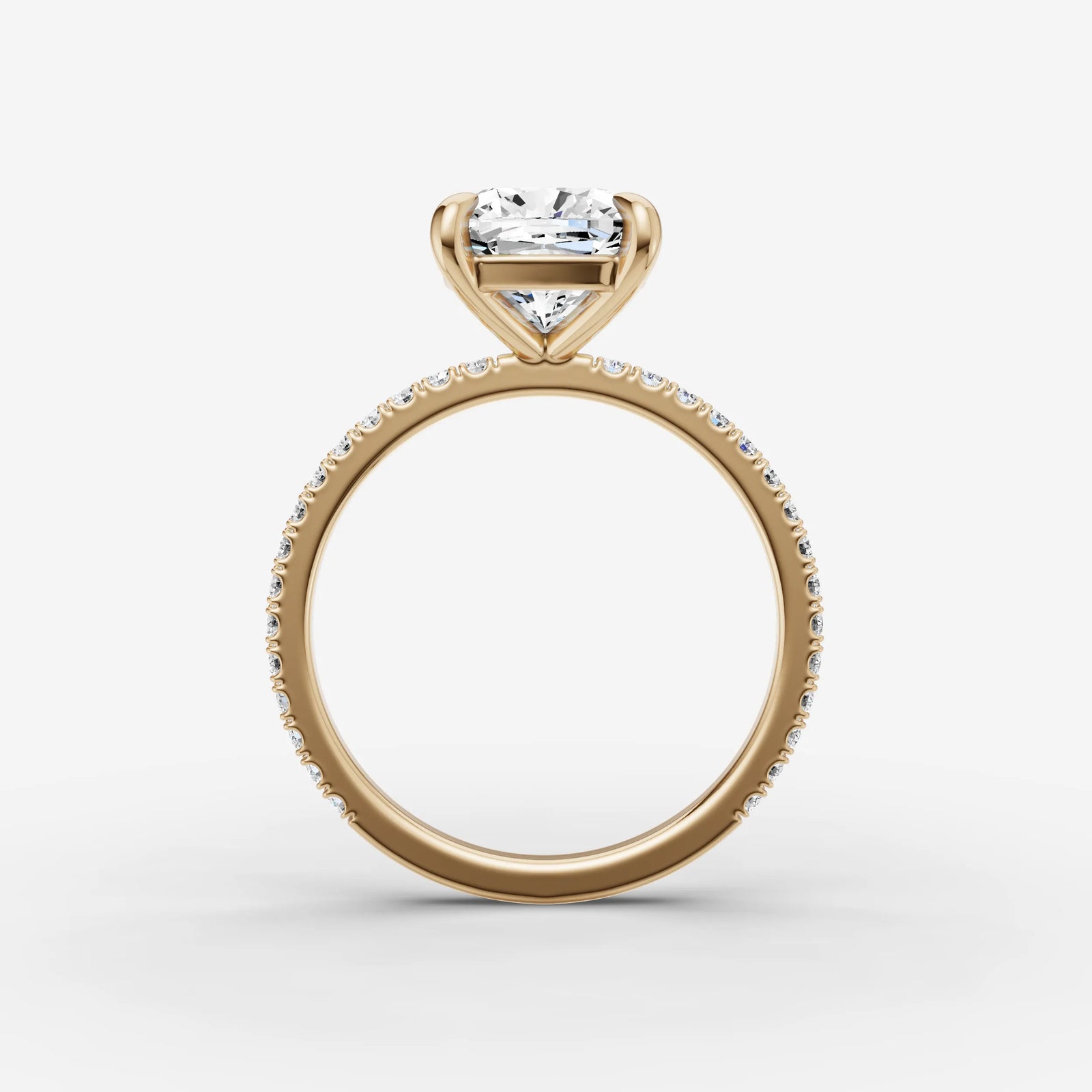 Etoile cushion diamond setting in gold, profile angle